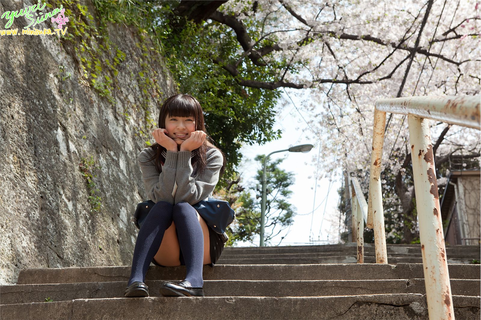 现役女子高生 Yuuri Shiina [Minisuka.tv] 2011.07